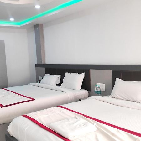 Hotel Shawrya The Grand 马迪凯里 外观 照片